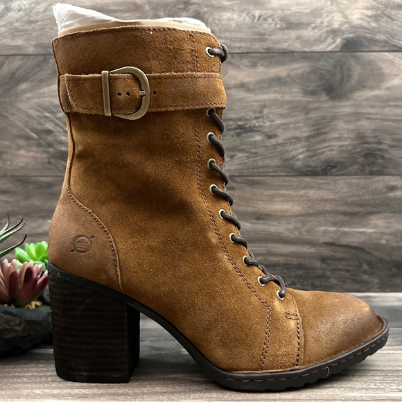 NIB Born Cass Block Heel Lace Up Distressed Suede Ankle Combat Boots Rust - Picture 6 of 13